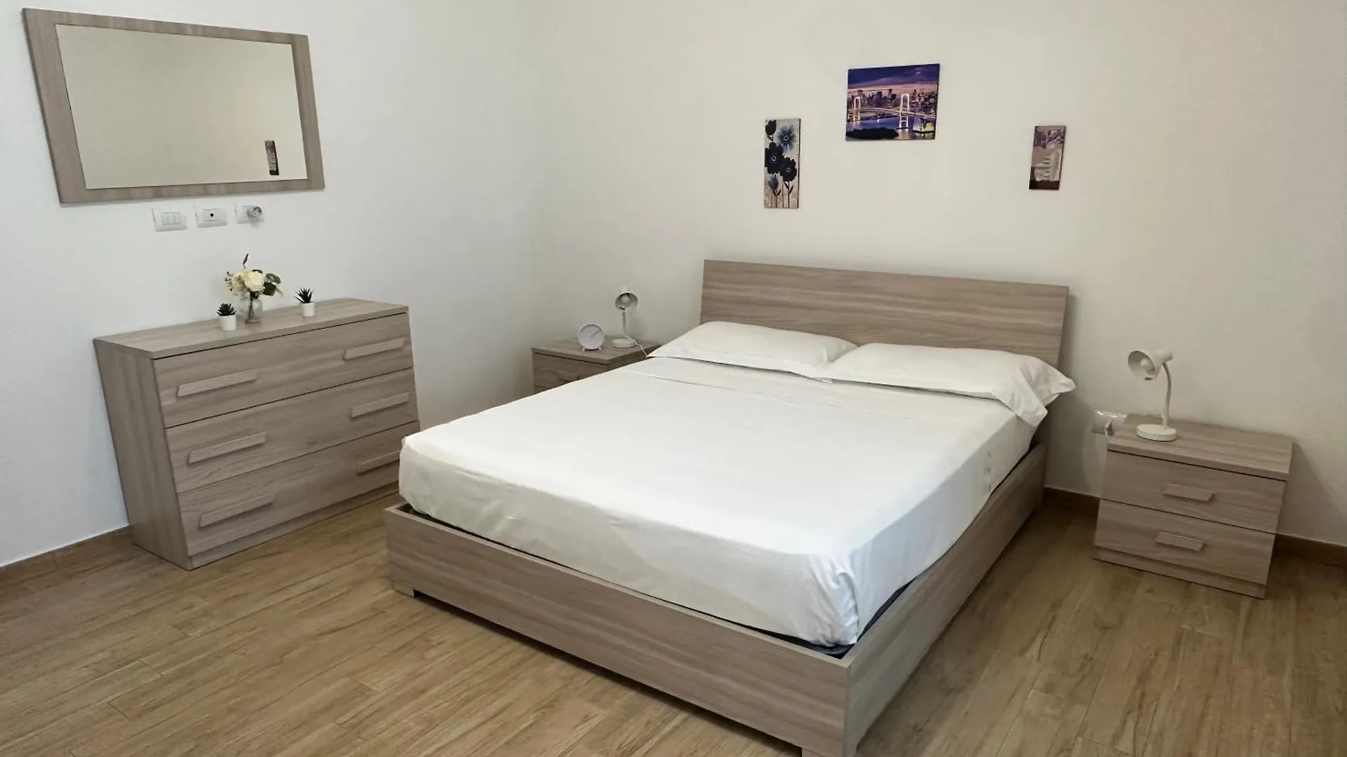Toi Apartments Brindisi 0*,  Italy